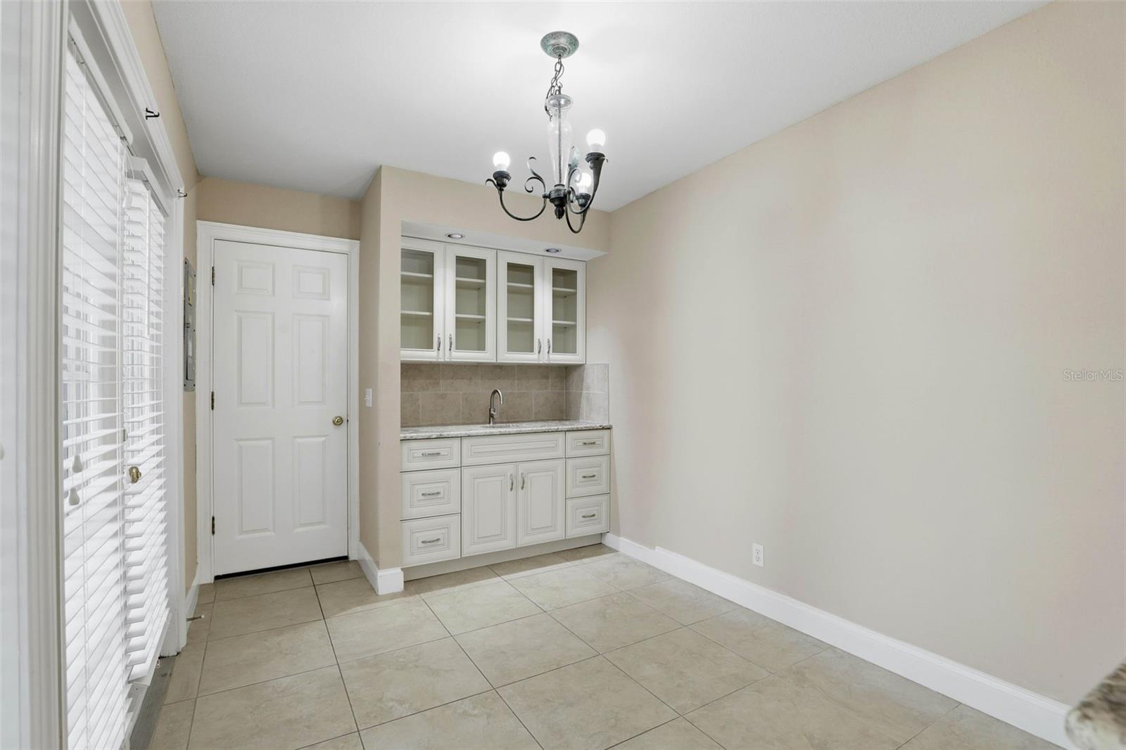 DEVON GREEN PH 1 - Residential Lease