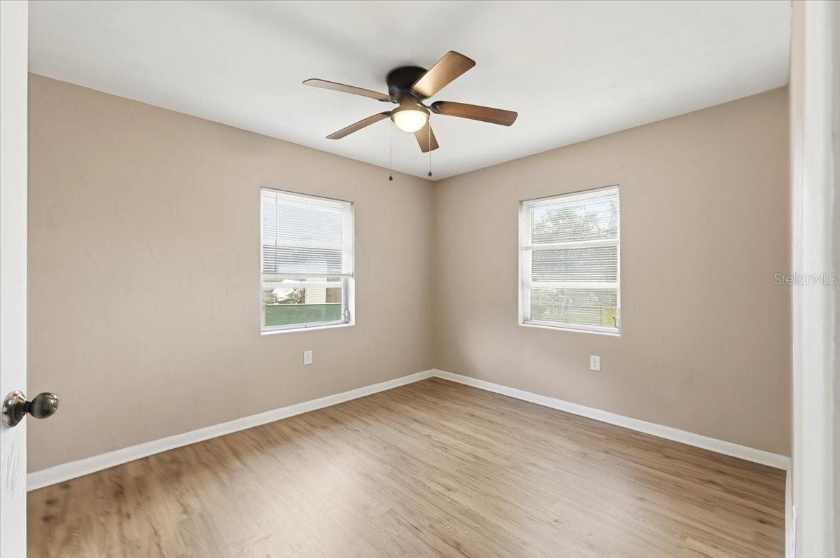 SHADOW LAWN - Residential