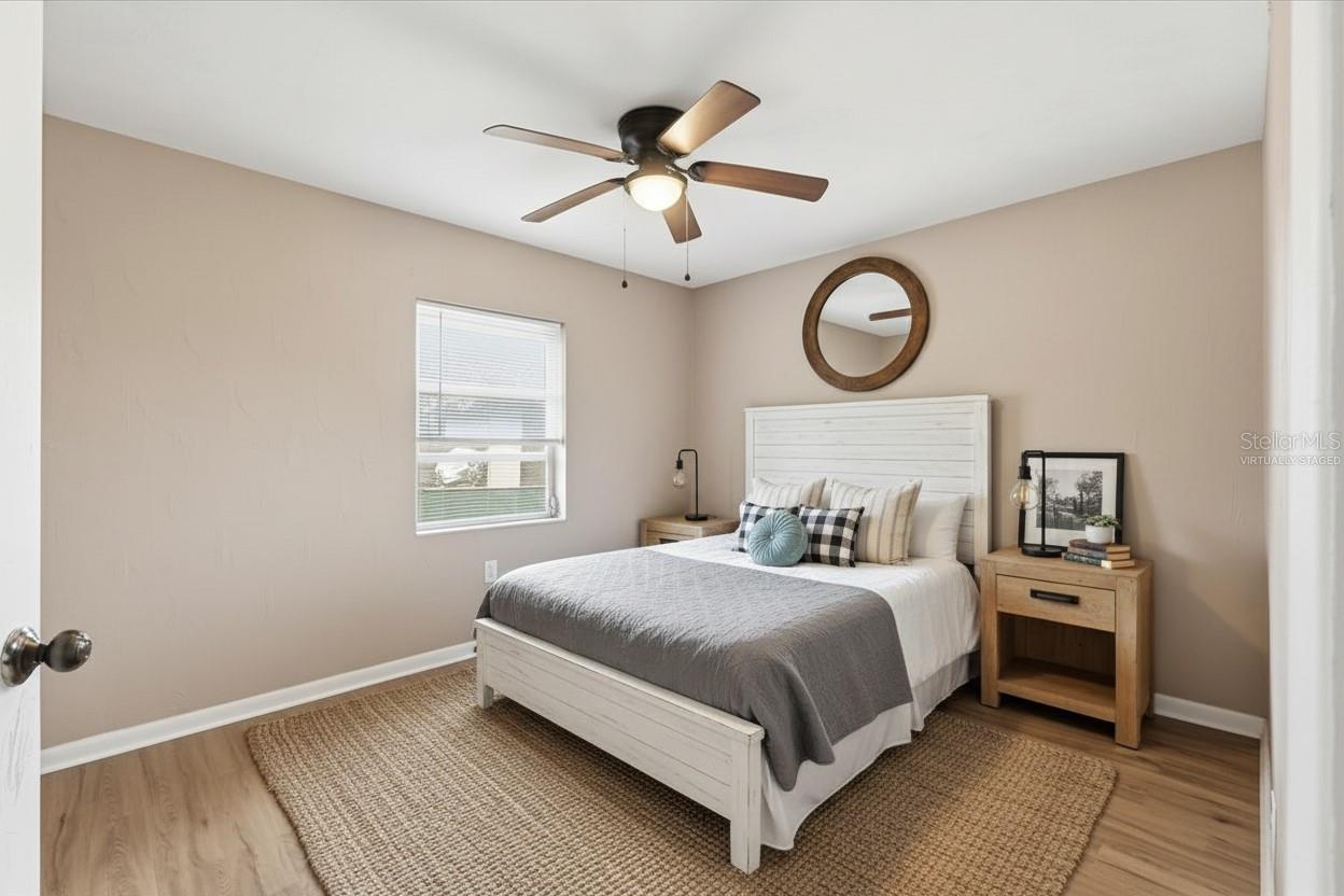 SHADOW LAWN - Residential