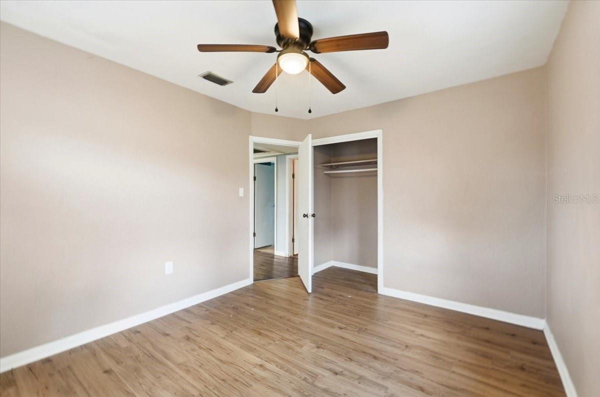 SHADOW LAWN - Residential