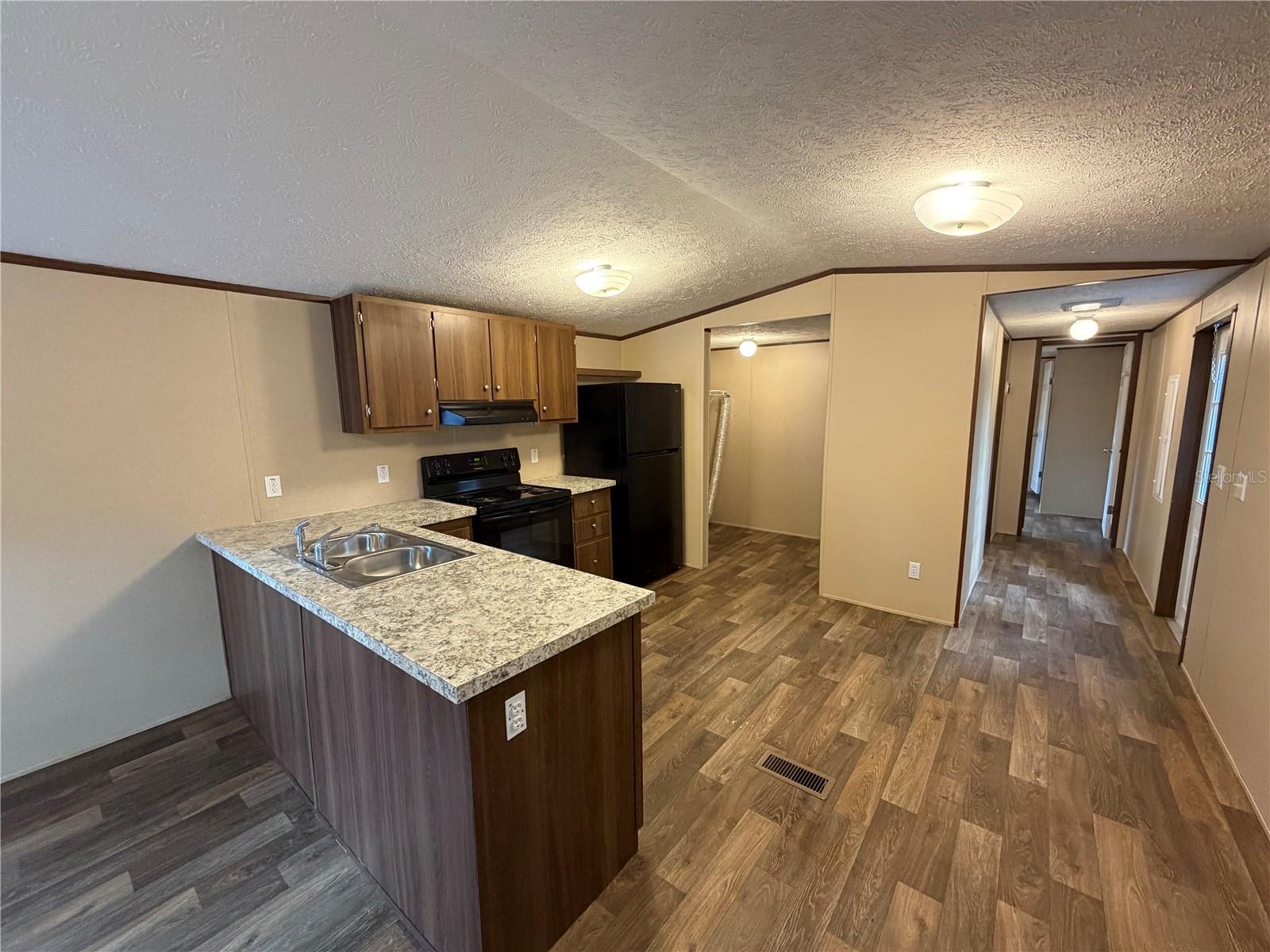 LITTLE LAKE WEIR SUB - Residential