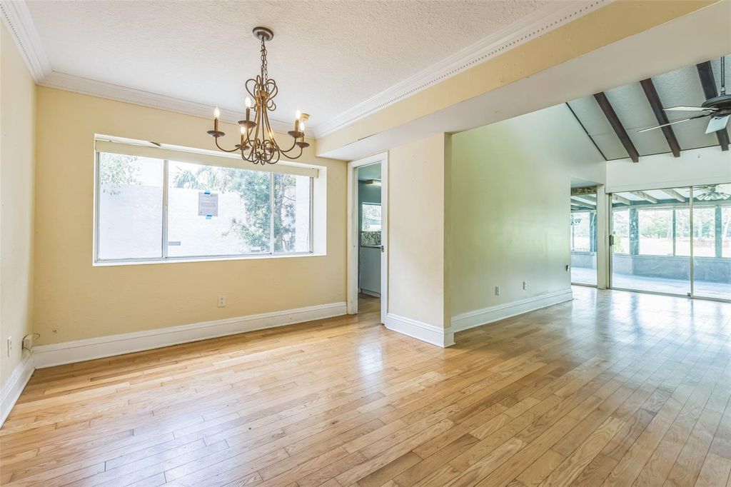 Photo of 13619 Twin Lakes Lane #15, Tampa, FL 33618 (MLS # O6257282)