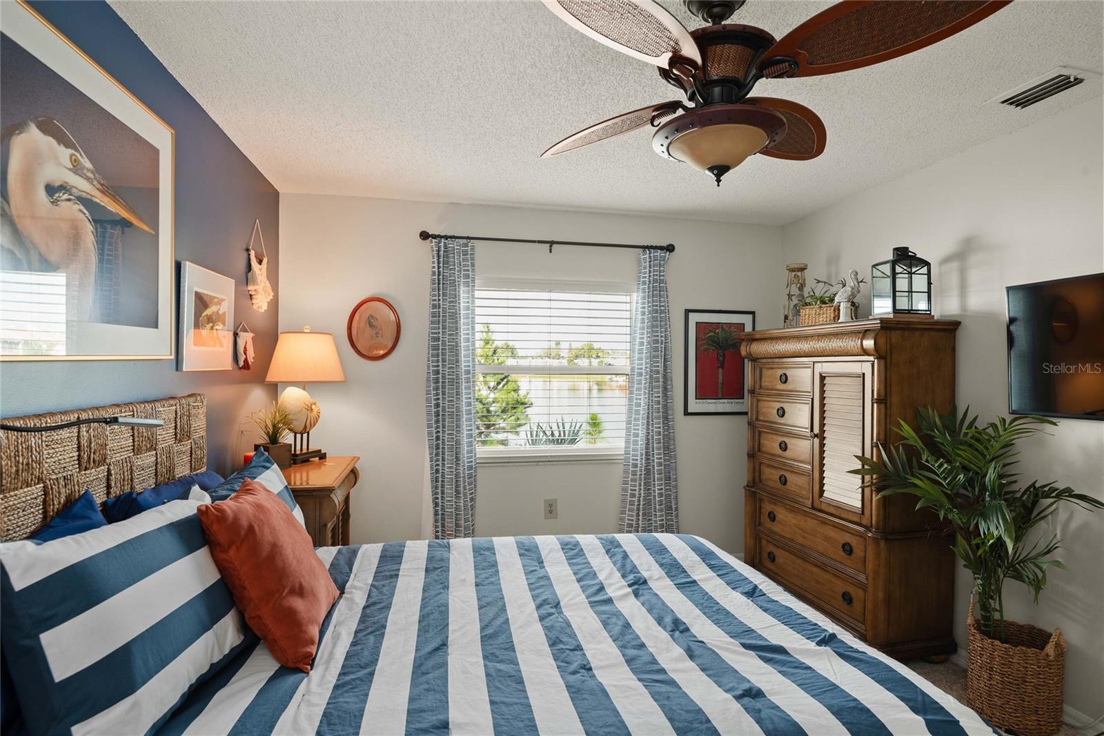 HIDDEN HARBOUR - Residential