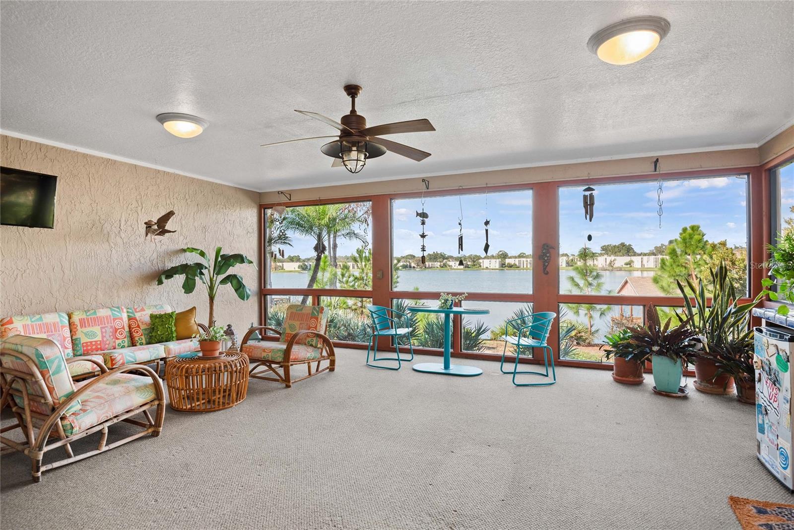 HIDDEN HARBOUR - Residential