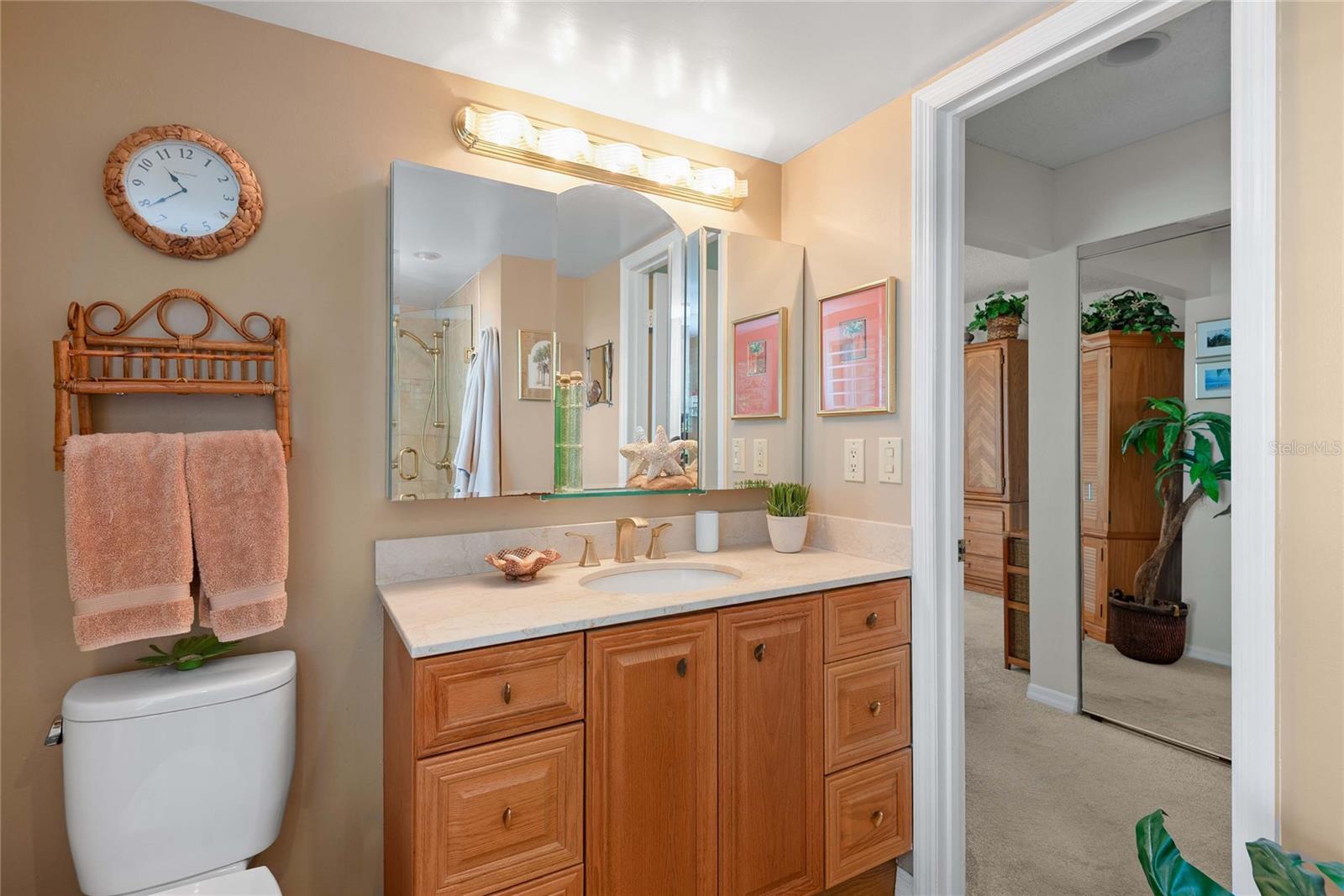 HIDDEN HARBOUR - Residential