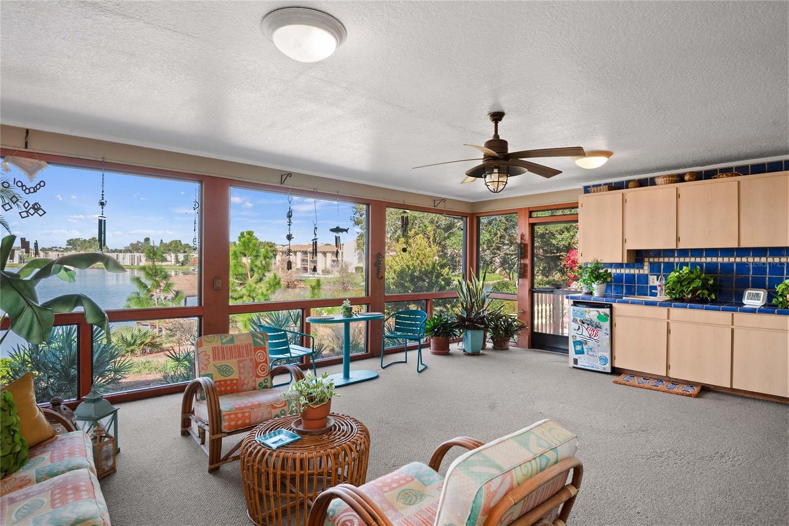 HIDDEN HARBOUR - Residential