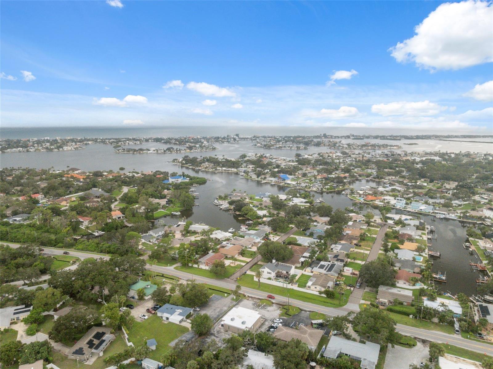 ACREAGE & UNREC - Commercial Sale