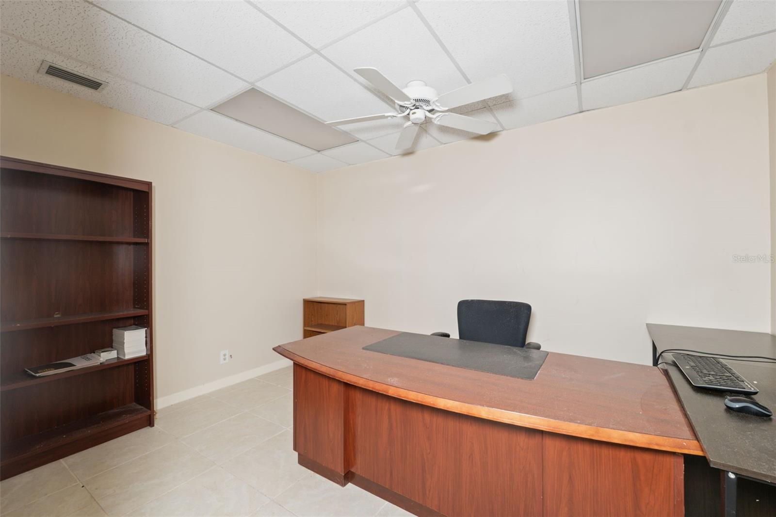 ACREAGE & UNREC - Commercial Sale