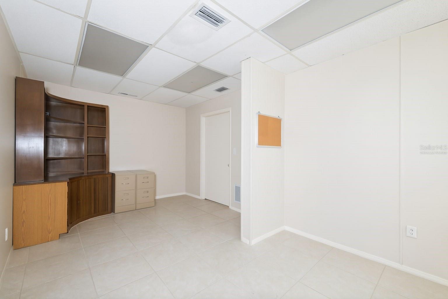 ACREAGE & UNREC - Commercial Sale