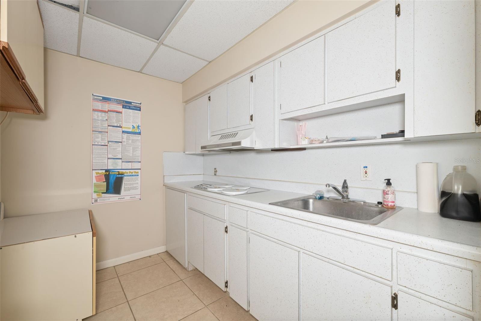 ACREAGE & UNREC - Commercial Sale