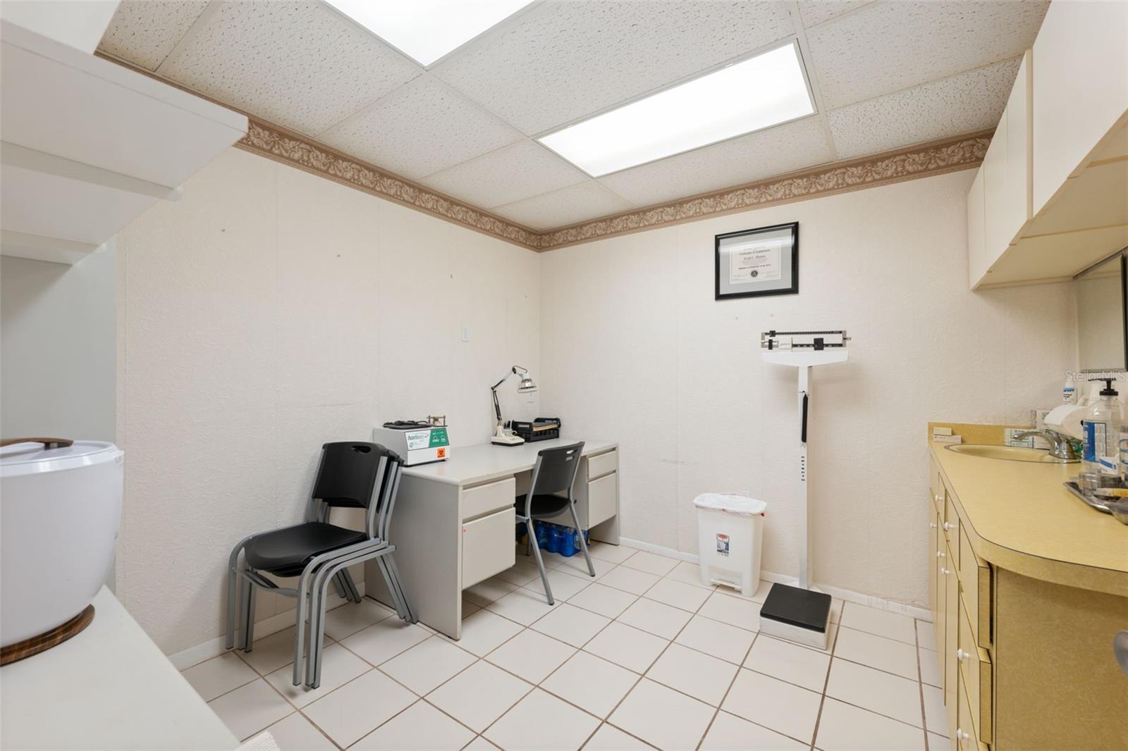 ACREAGE & UNREC - Commercial Sale