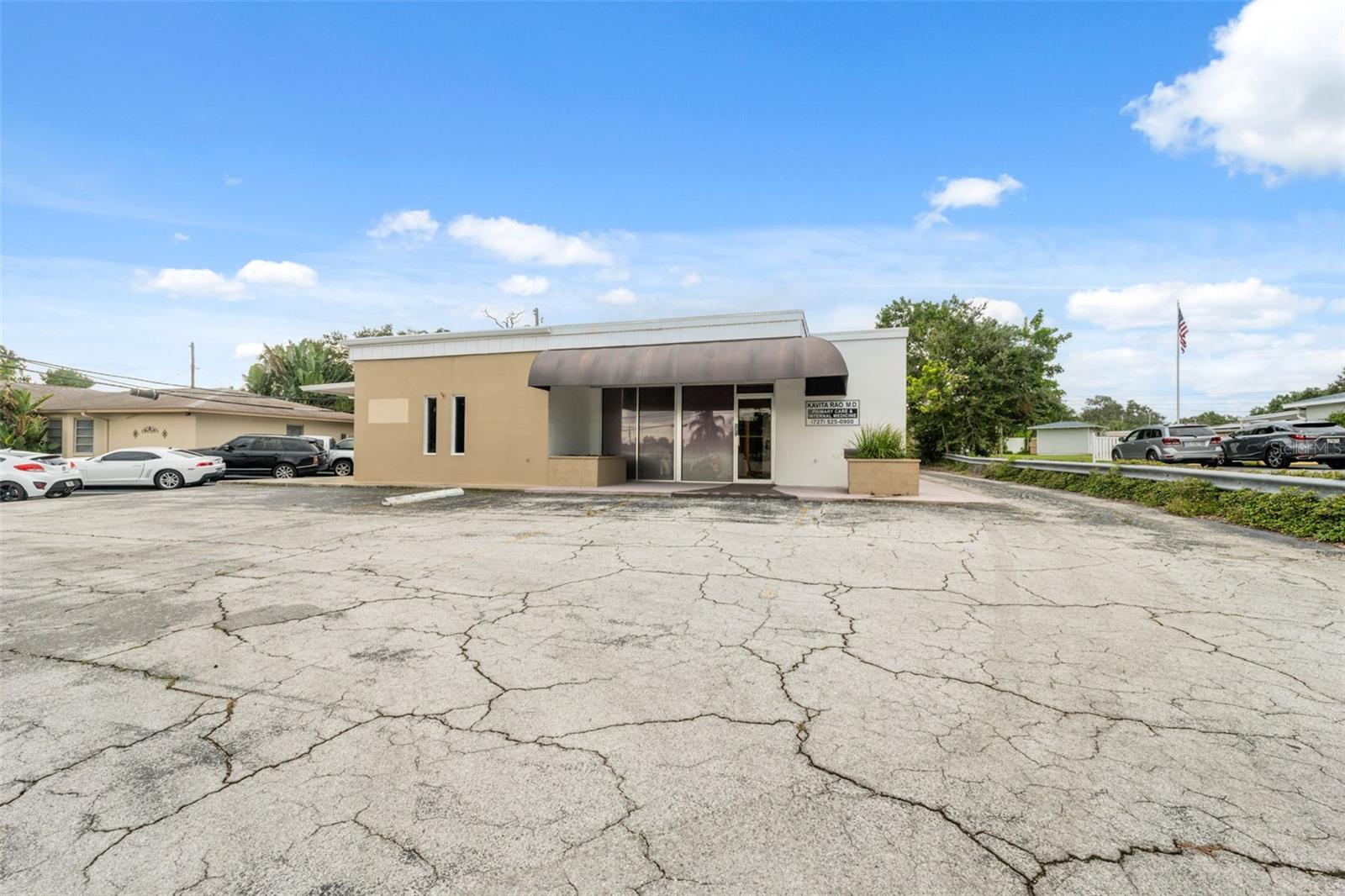 Here is an excellent opportunity to purchase a medical office duplex located on Indian Rocks Road within 0.2 miles from HCA Largo West Hospital. The property features ample wrap-around parking and two separate, private units for owner-occupancy or to to be leased out for a variety of uses under the City of Largo’s Residential/Office-General zoning.
2,738SF Of Medical Office Space
0.4 Acre Parcel
24 Parking Spaces With Additional Green Space
New Roof Installed In 2025
Two Nearly Evenly Split Units
Situated off Indian Rocks Road this property offers easy access to Alt-19, Walsingham Rd, and Gulf Blvd corridors for those in West Pinellas and the local residential districts. This property would be perfect for a private practice wanting to be a part of the local medical community.