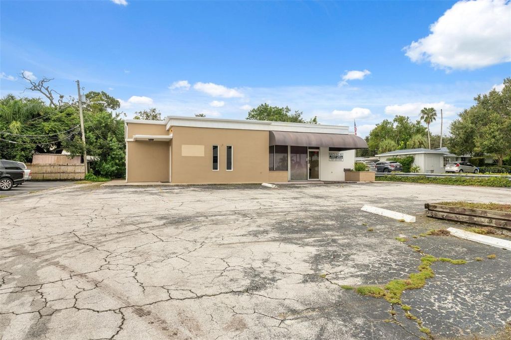 Photo of 2101 Indian Rocks Road S, Largo, FL 33774 (MLS # W7878871)