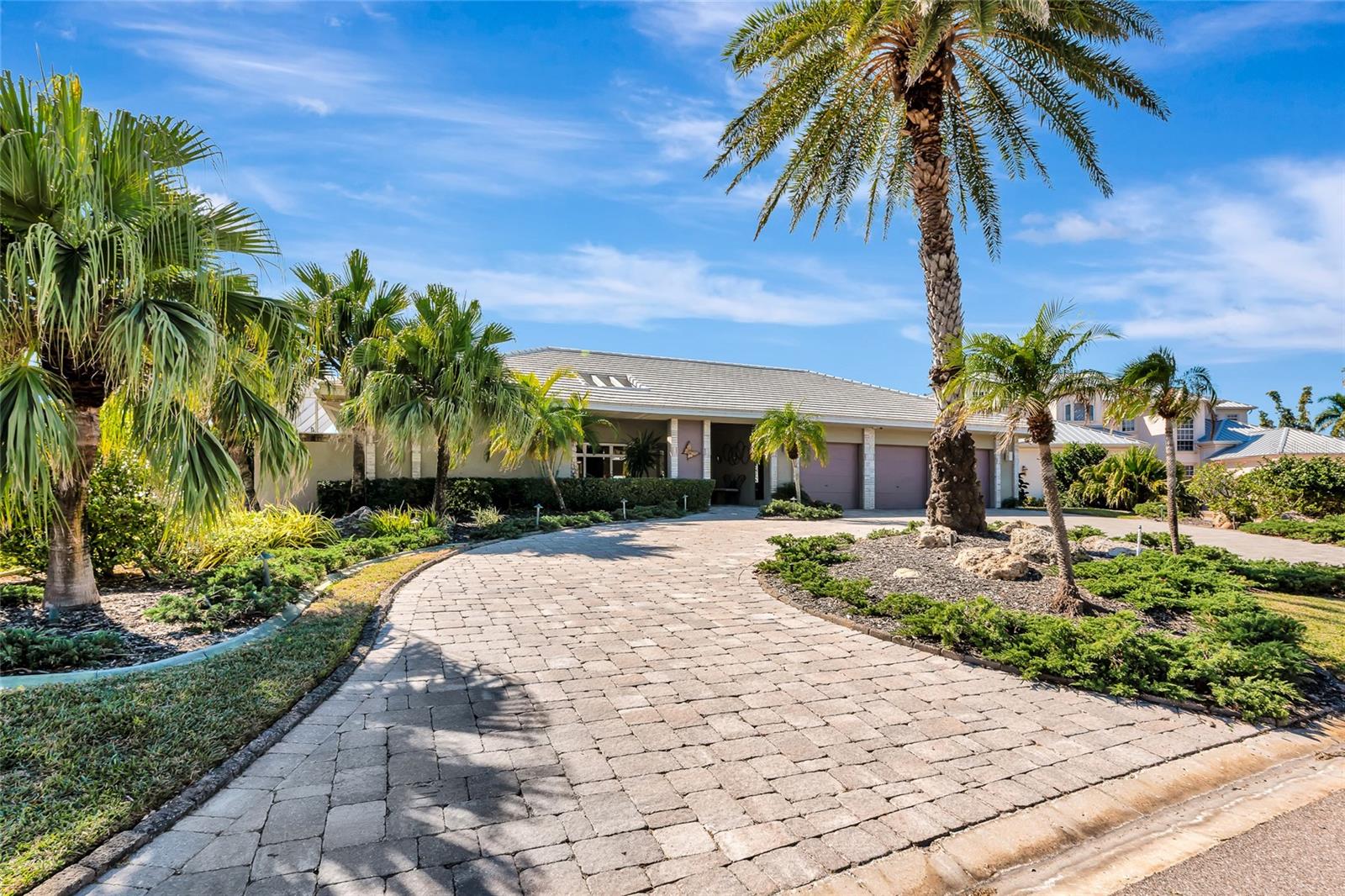 SOUTHBAY YACHT & RACQUET CLUB - Residential