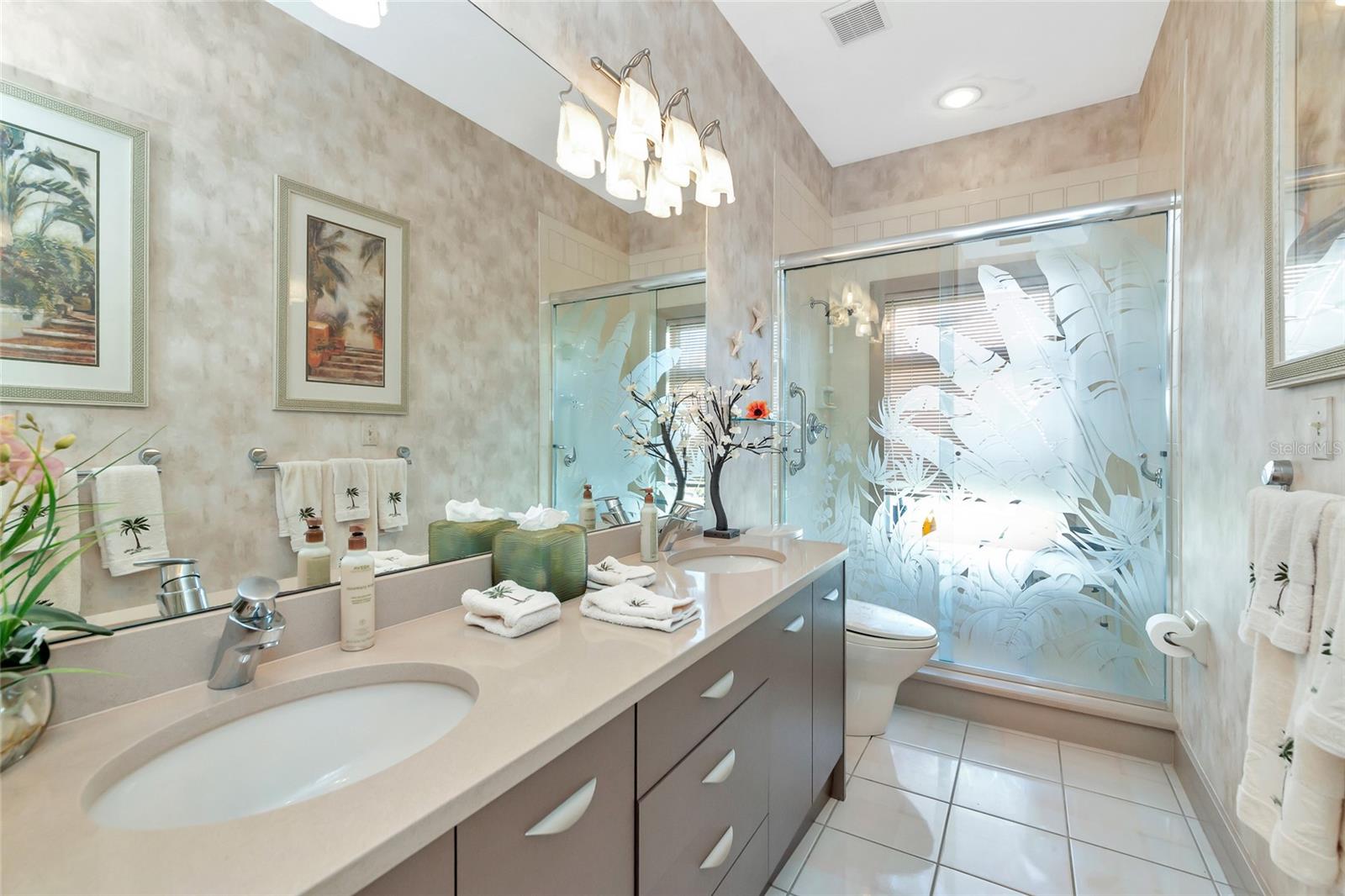 SOUTHBAY YACHT & RACQUET CLUB - Residential