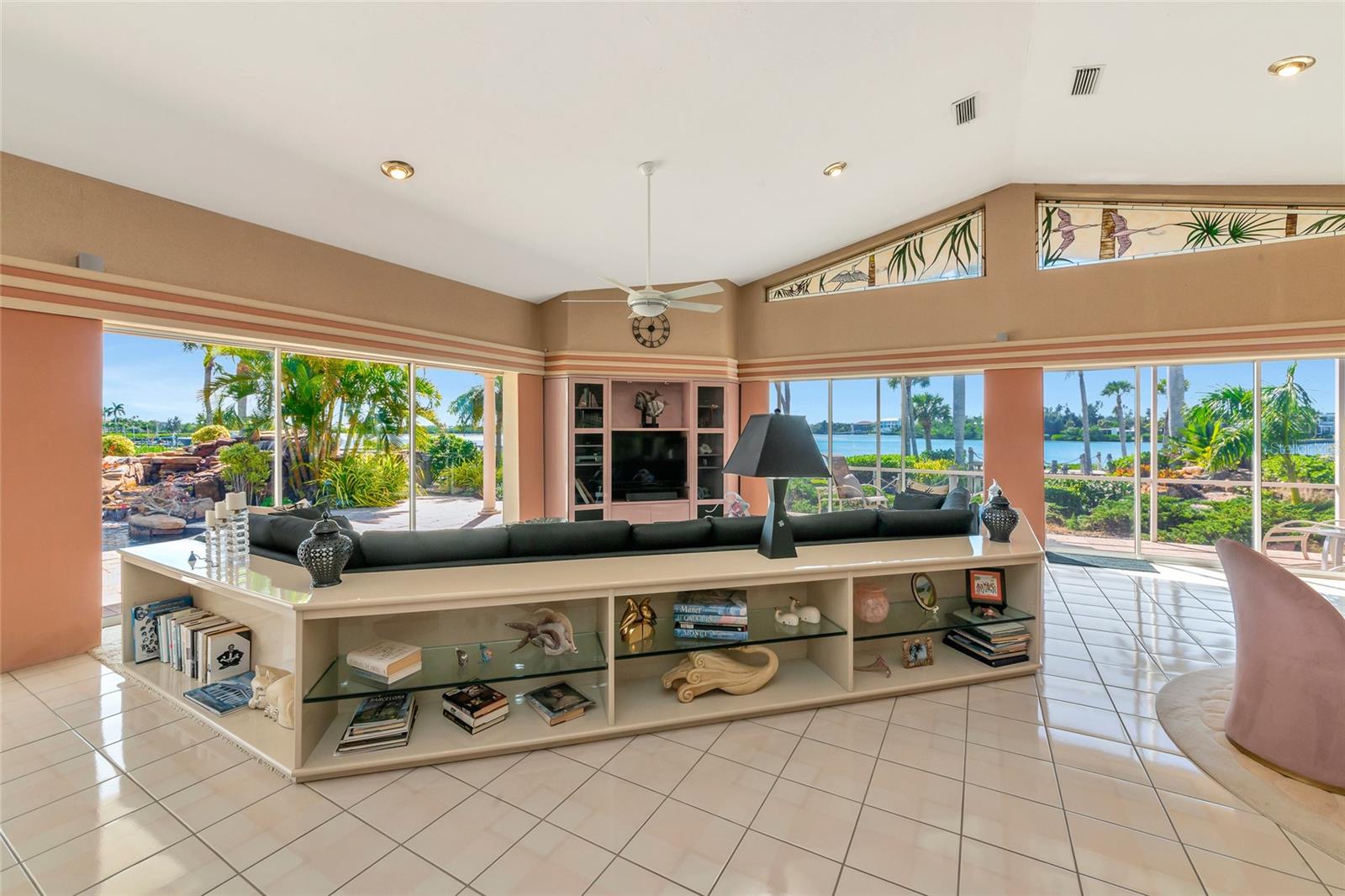 SOUTHBAY YACHT & RACQUET CLUB - Residential