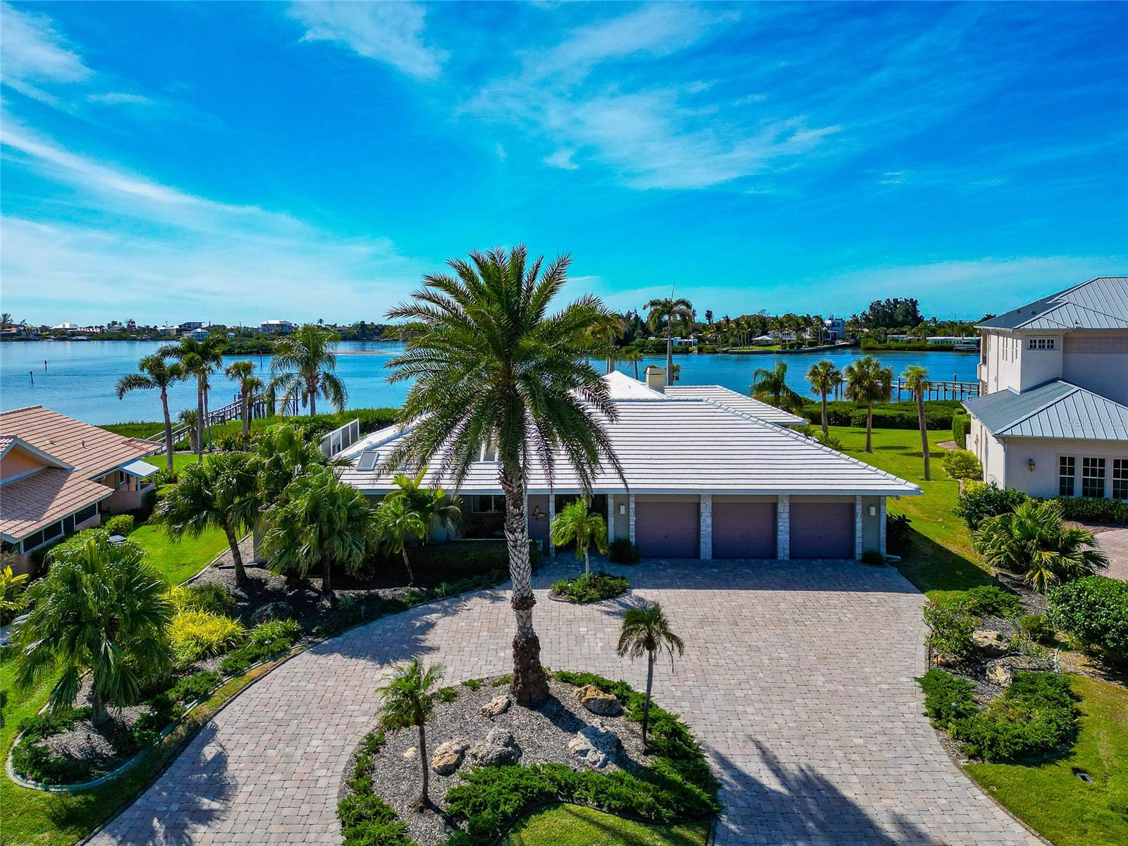 SOUTHBAY YACHT & RACQUET CLUB - Residential