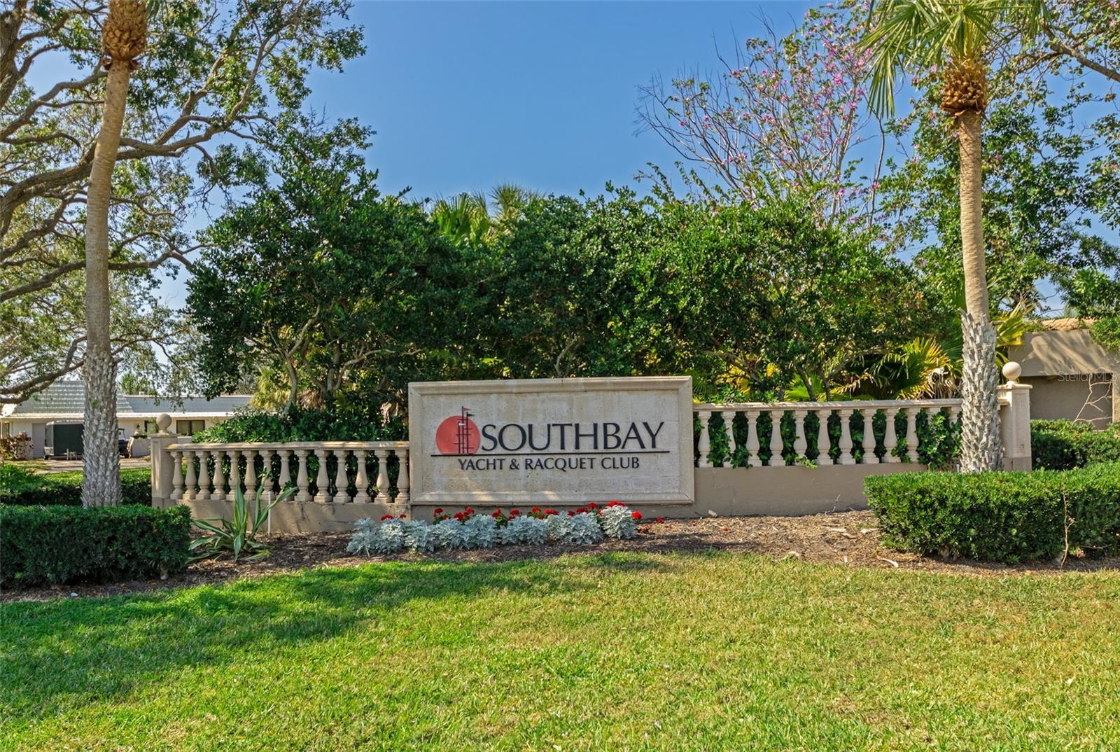 SOUTHBAY YACHT & RACQUET CLUB - Residential
