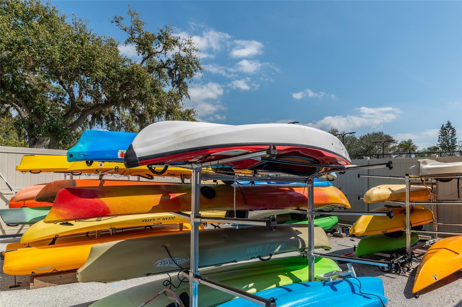 SOUTHBAY YACHT & RACQUET CLUB - Residential