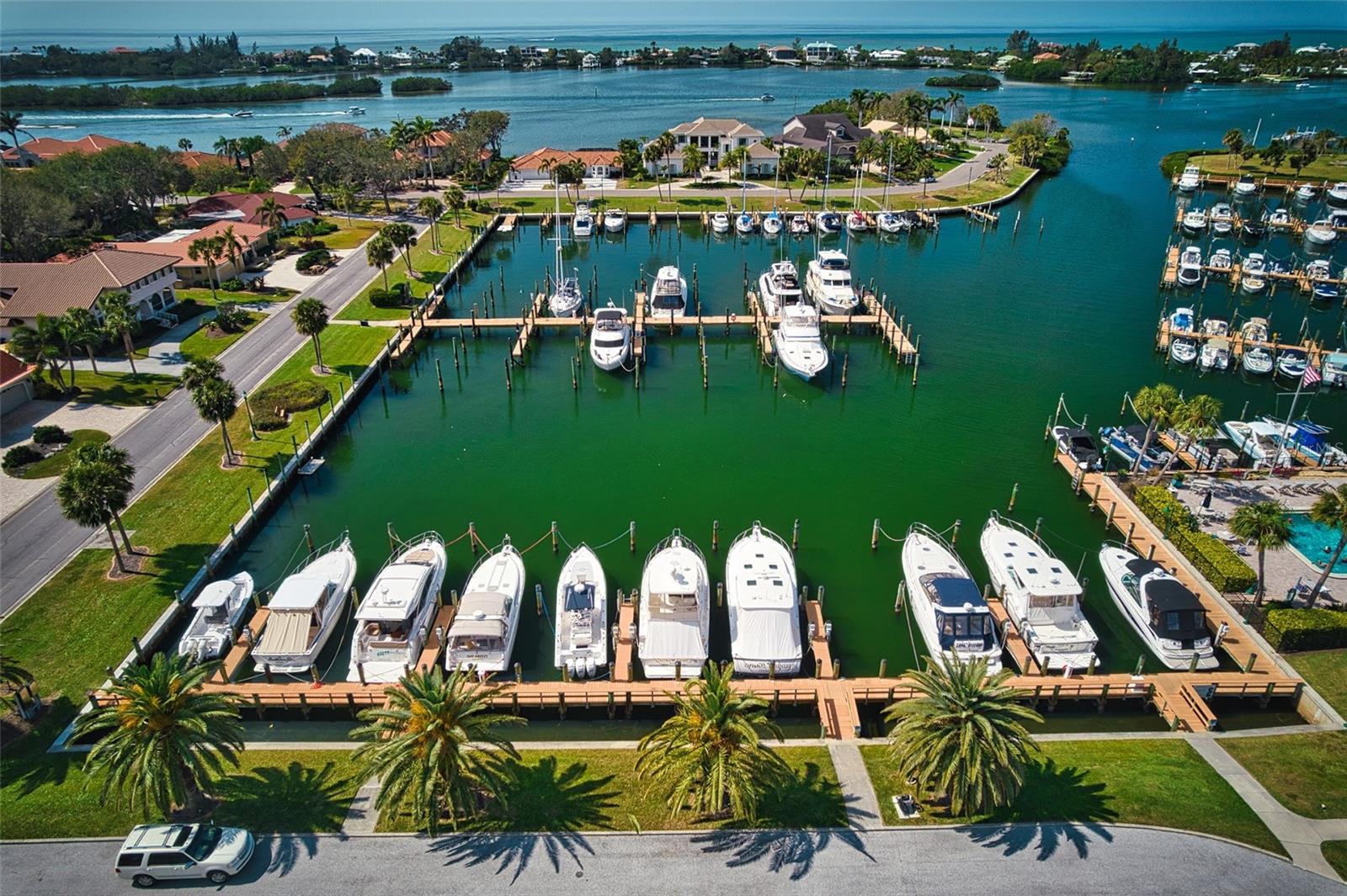 SOUTHBAY YACHT & RACQUET CLUB - Residential