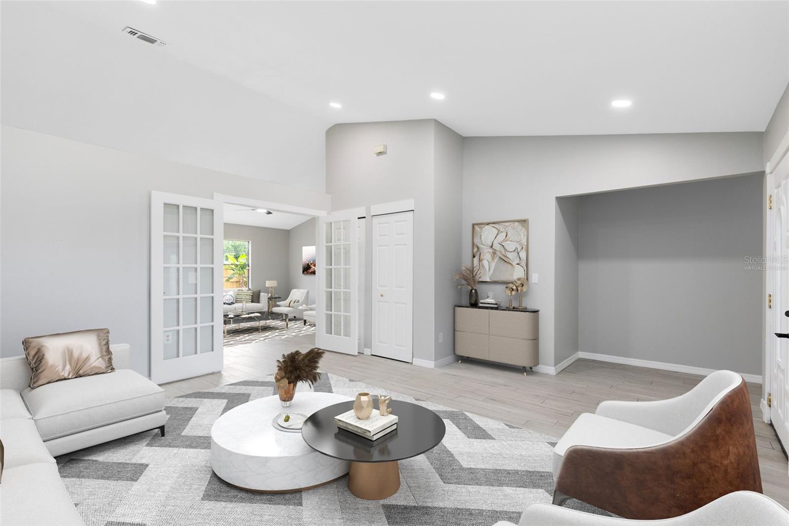1046 SEMINOLE CREEK DRIVE