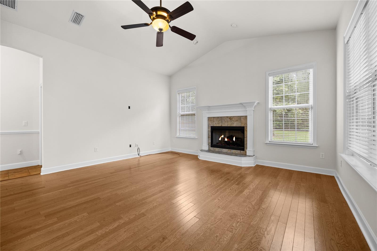 WHITE OAKS PH 2 - Residential