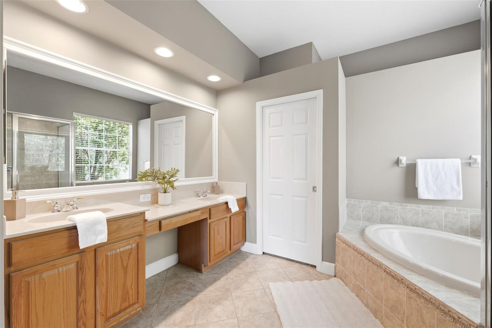 WATERCHASE PH 1 - Residential