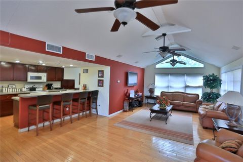 Tiny photo for 500 SE 69th Place, Ocala, FL 34480 (MLS # OM701411)