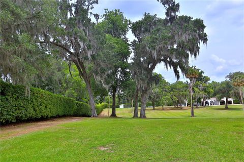 Tiny photo for 500 SE 69th Place, Ocala, FL 34480 (MLS # OM701411)