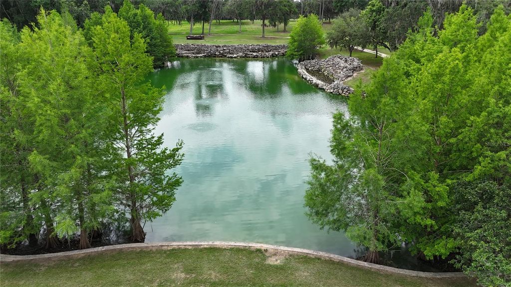 Photo of 500 SE 69th Place, Ocala, FL 34480 (MLS # OM701411)