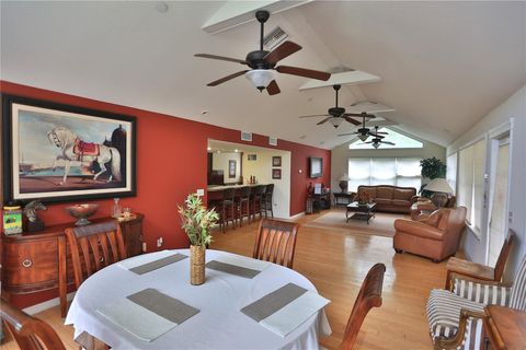 Tiny photo for 500 SE 69th Place, Ocala, FL 34480 (MLS # OM701411)