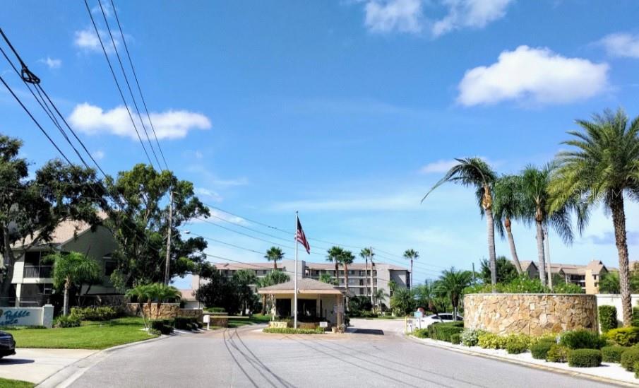 HARBORPOINTE - Residential