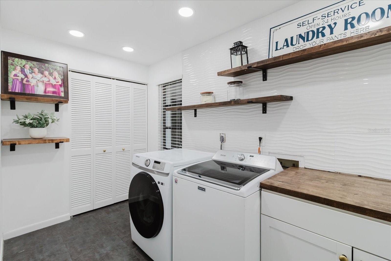 WESTLAKE VILLAGE - Residential