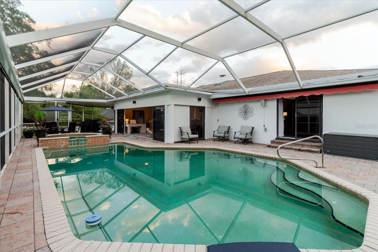 WESTLAKE VILLAGE - Residential