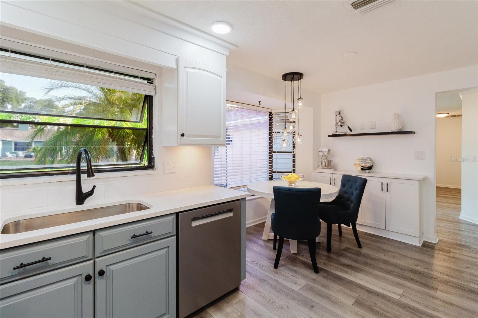 WESTLAKE VILLAGE - Residential