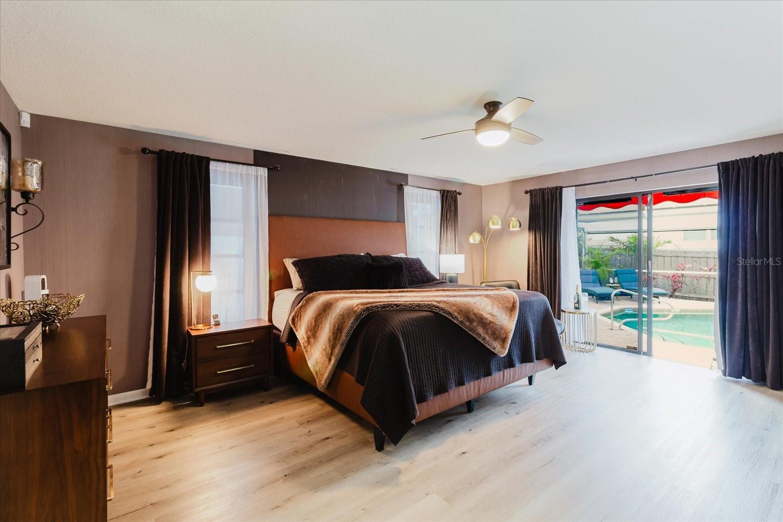 WESTLAKE VILLAGE - Residential