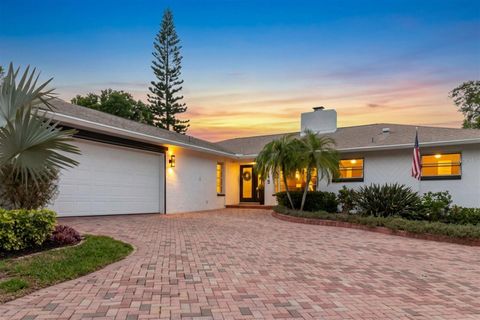Photo of 715 Rolling Hills Drive, Palm Harbor, FL 34683 (MLS # TB8499257)