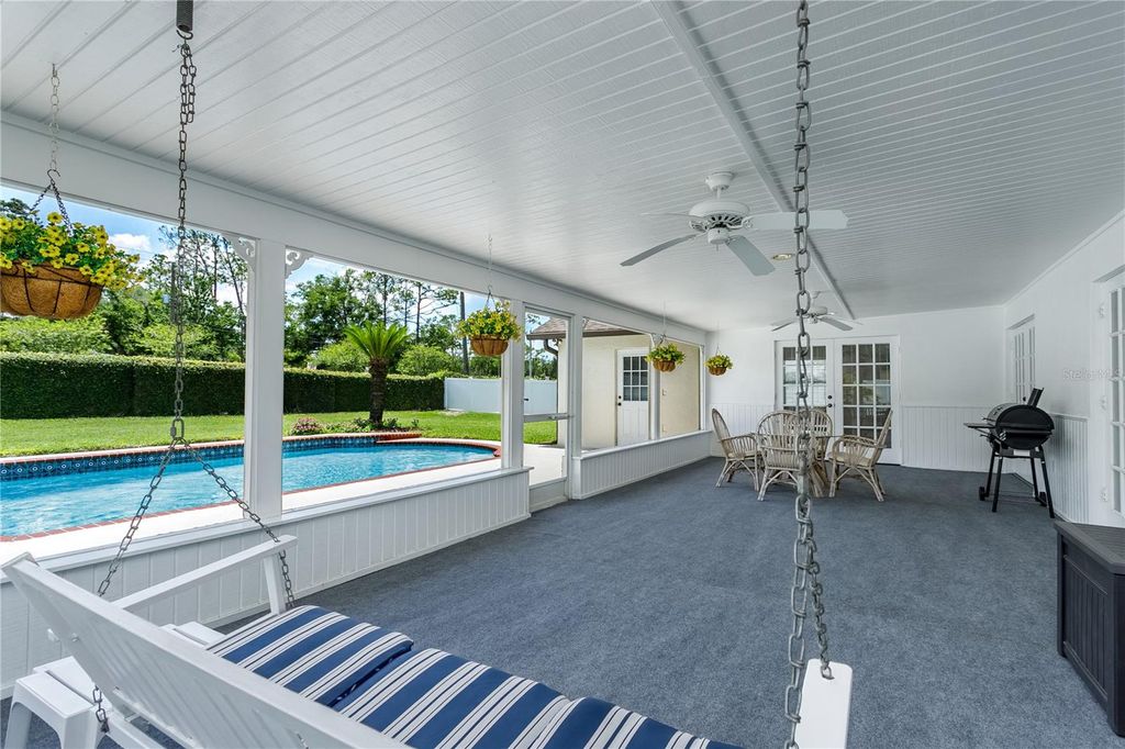 Photo of 9203 Kingsridge Drive, Temple Terrace, FL 33637 (MLS # TB8495544)