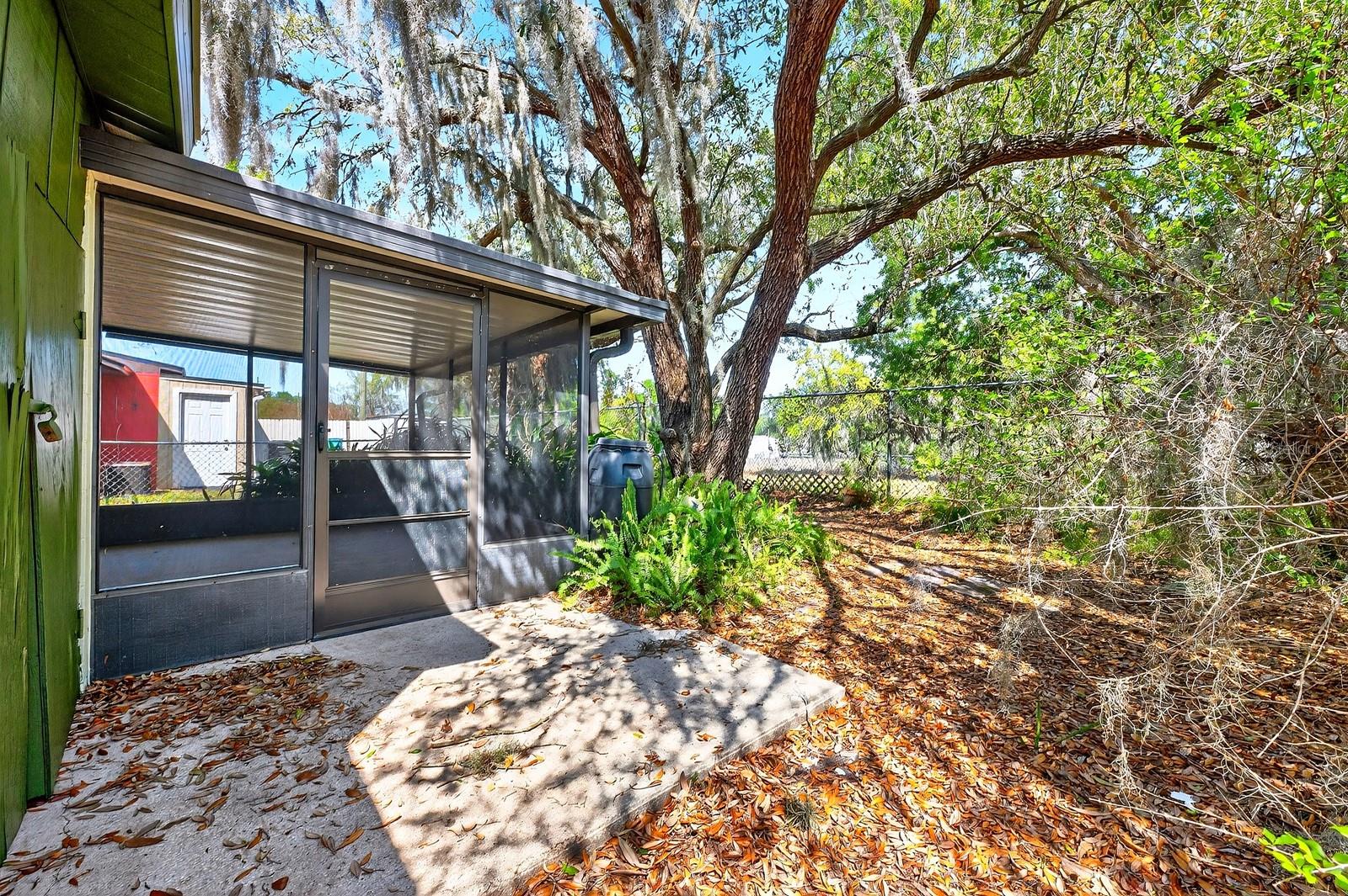 COUNTRYSIDE - Residential