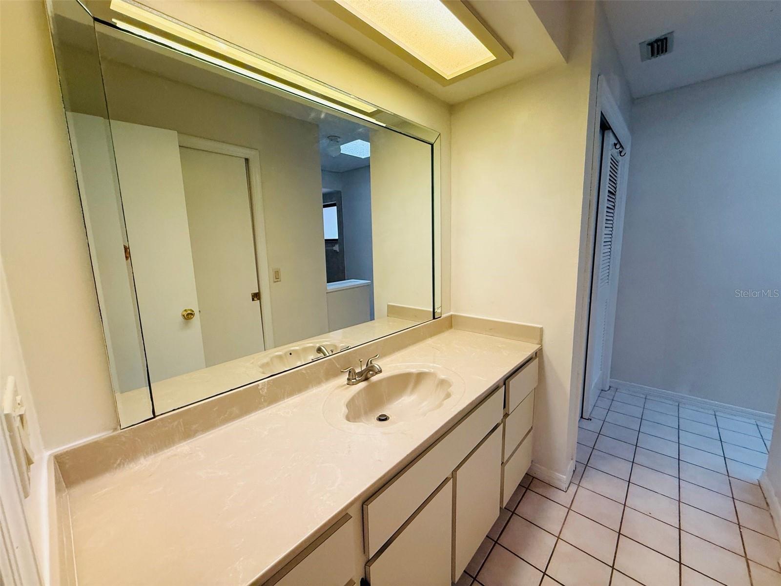 HEATHER PH VI - Residential Lease