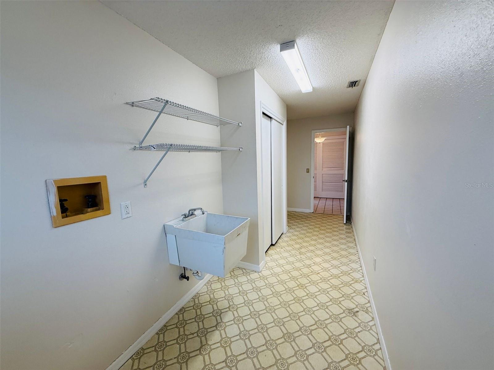 HEATHER PH VI - Residential Lease