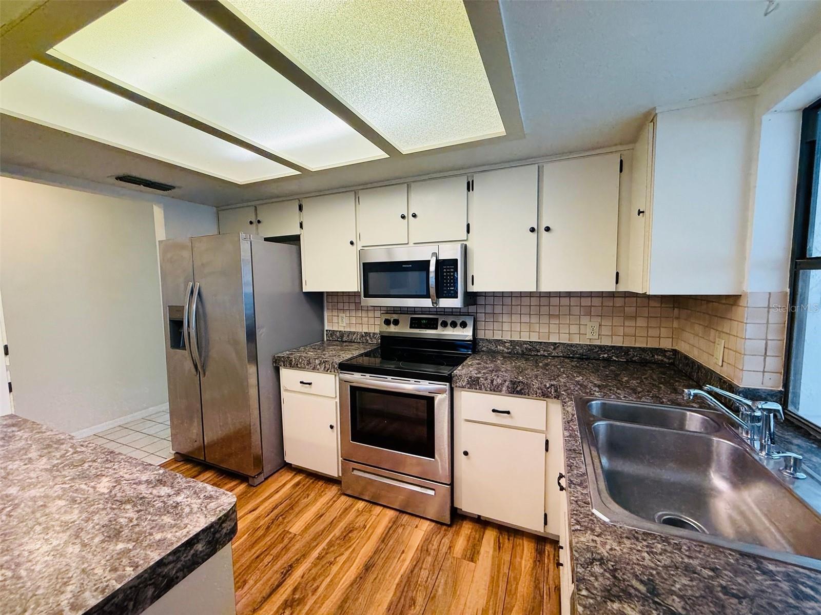 HEATHER PH VI - Residential Lease