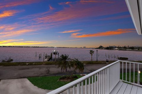 A home in BRADENTON