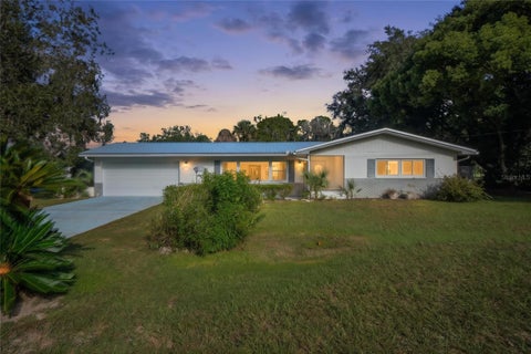 Photo of 8621 E Gospel Island Road, Inverness, FL 34450 (MLS # OM734026)