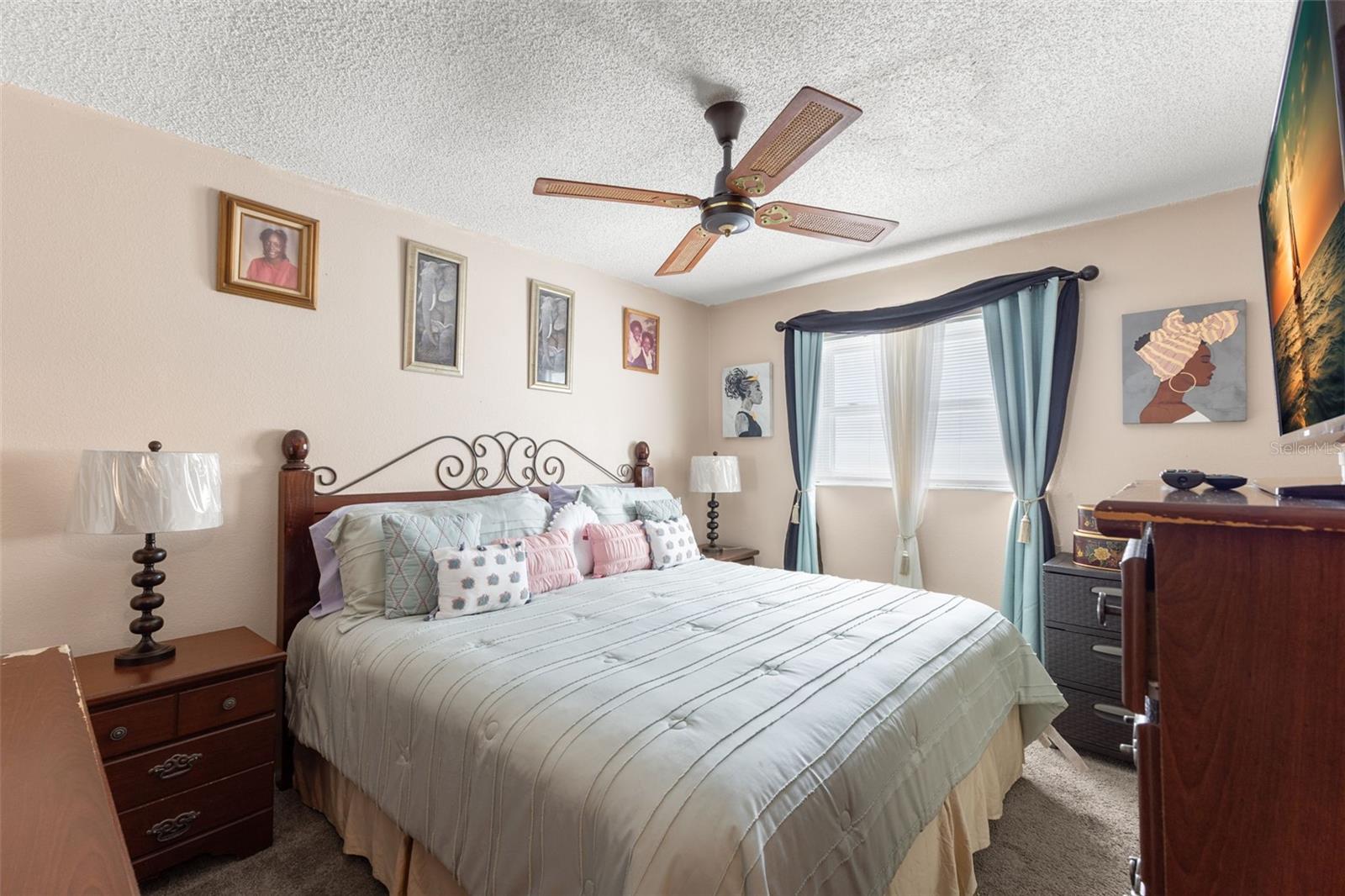 SUNSET HIGHLANDS - Residential