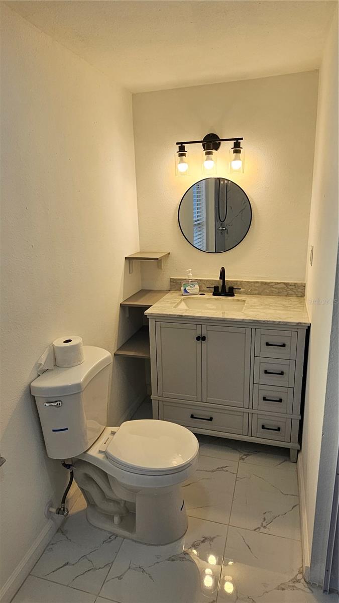 BETTY LANE HEIGHTS 2ND ADD - Residential