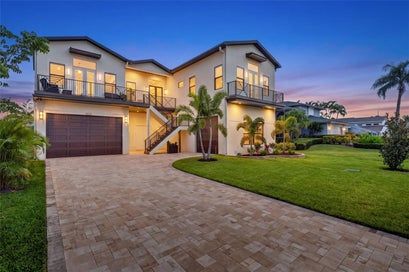 2820 HIBISCUS DRIVE W BELLEAIR BEACH FL 33786