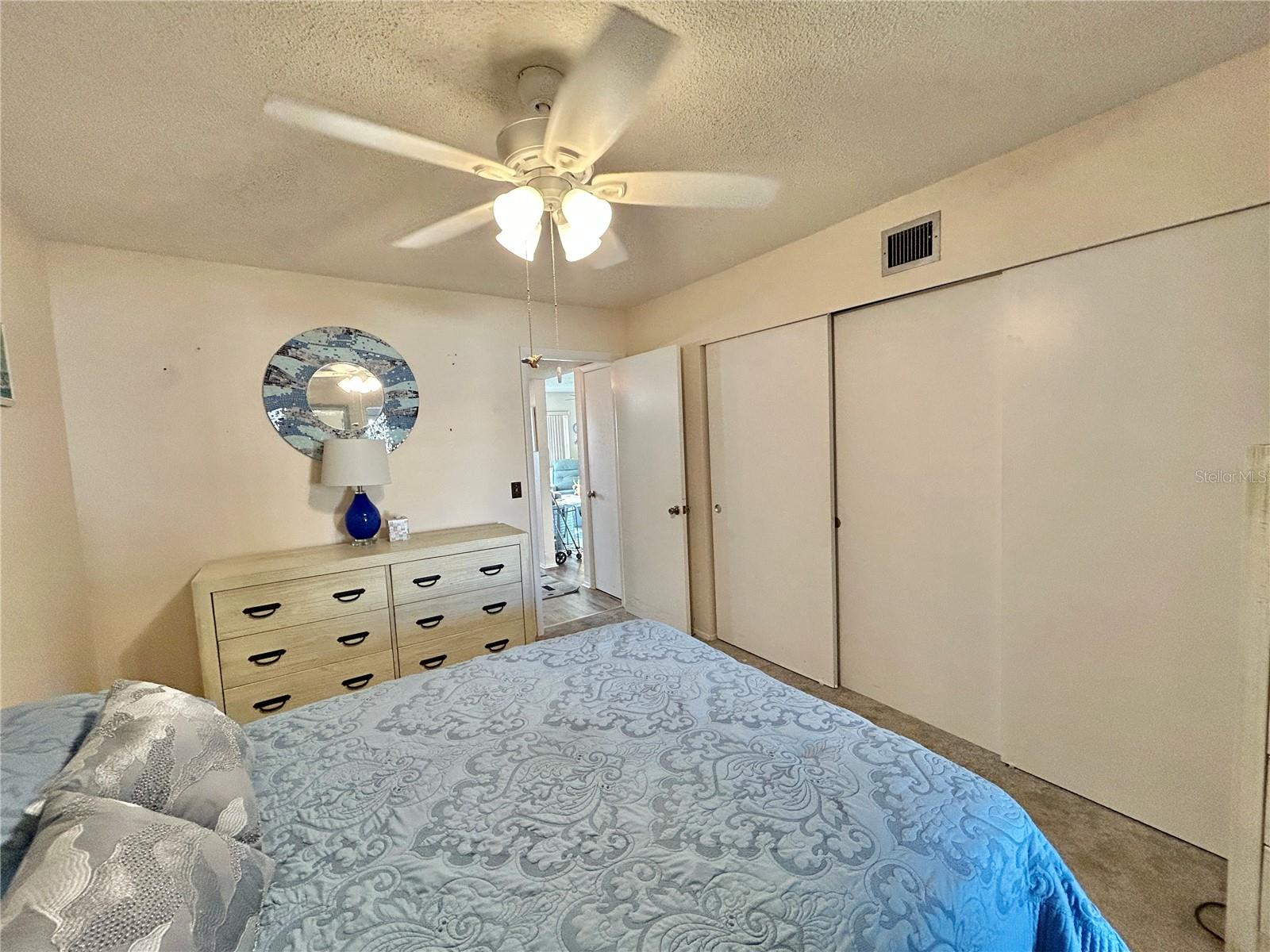 ON TOP OF THE WORLD - Residential