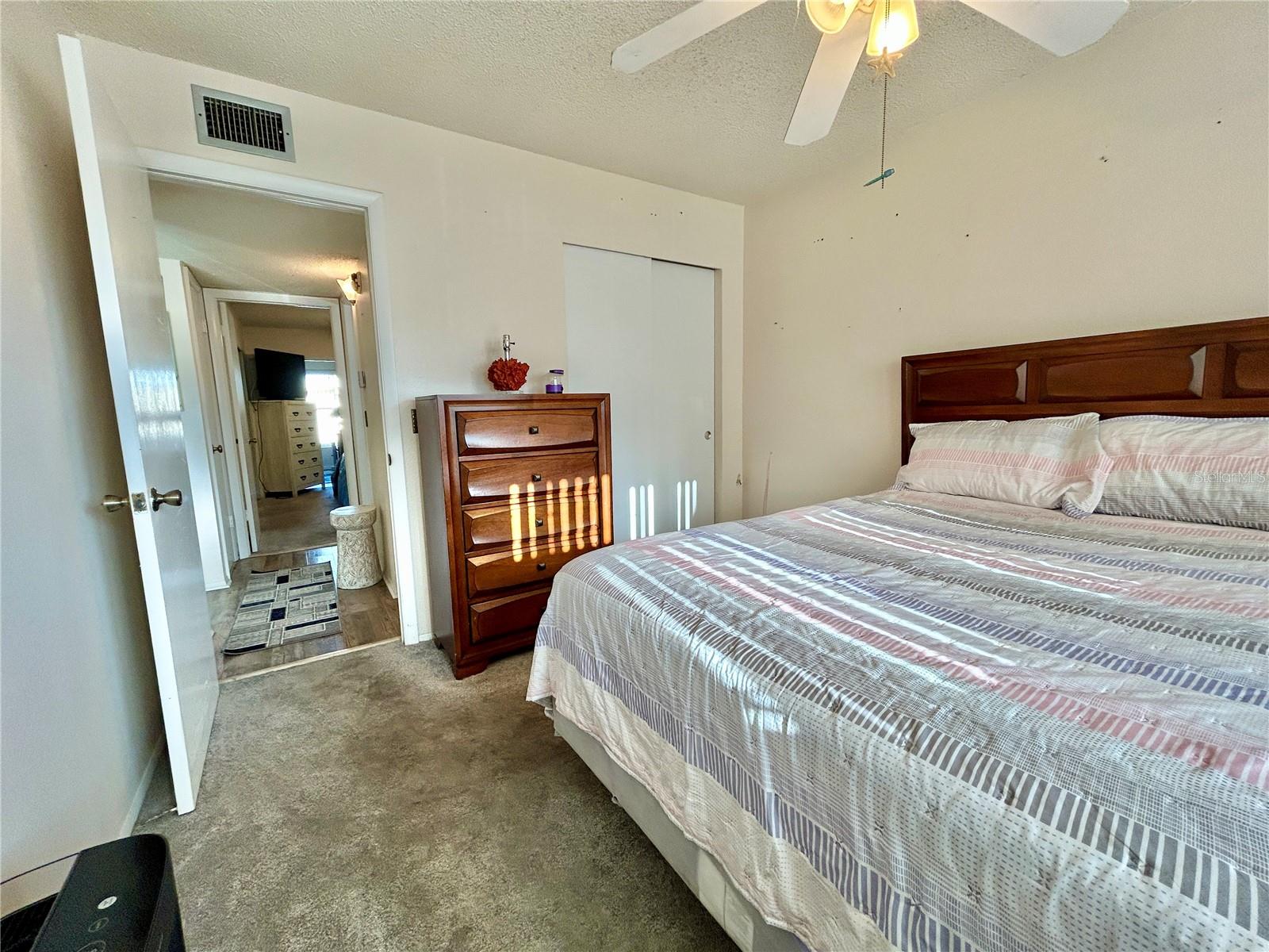 ON TOP OF THE WORLD - Residential