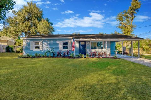 Photo of 6800 Lyman Avenue, Tampa, FL 33610 (MLS # TB8447060)